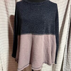 Eesome Textured Knit Sweater in Blue and Taupe